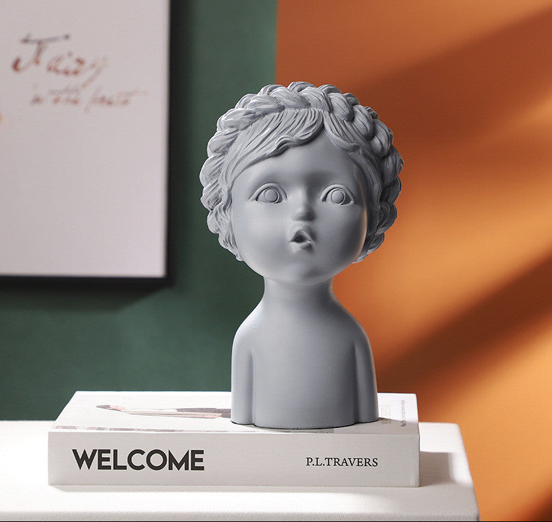 Nordic Portrait Abstract Porch Statue