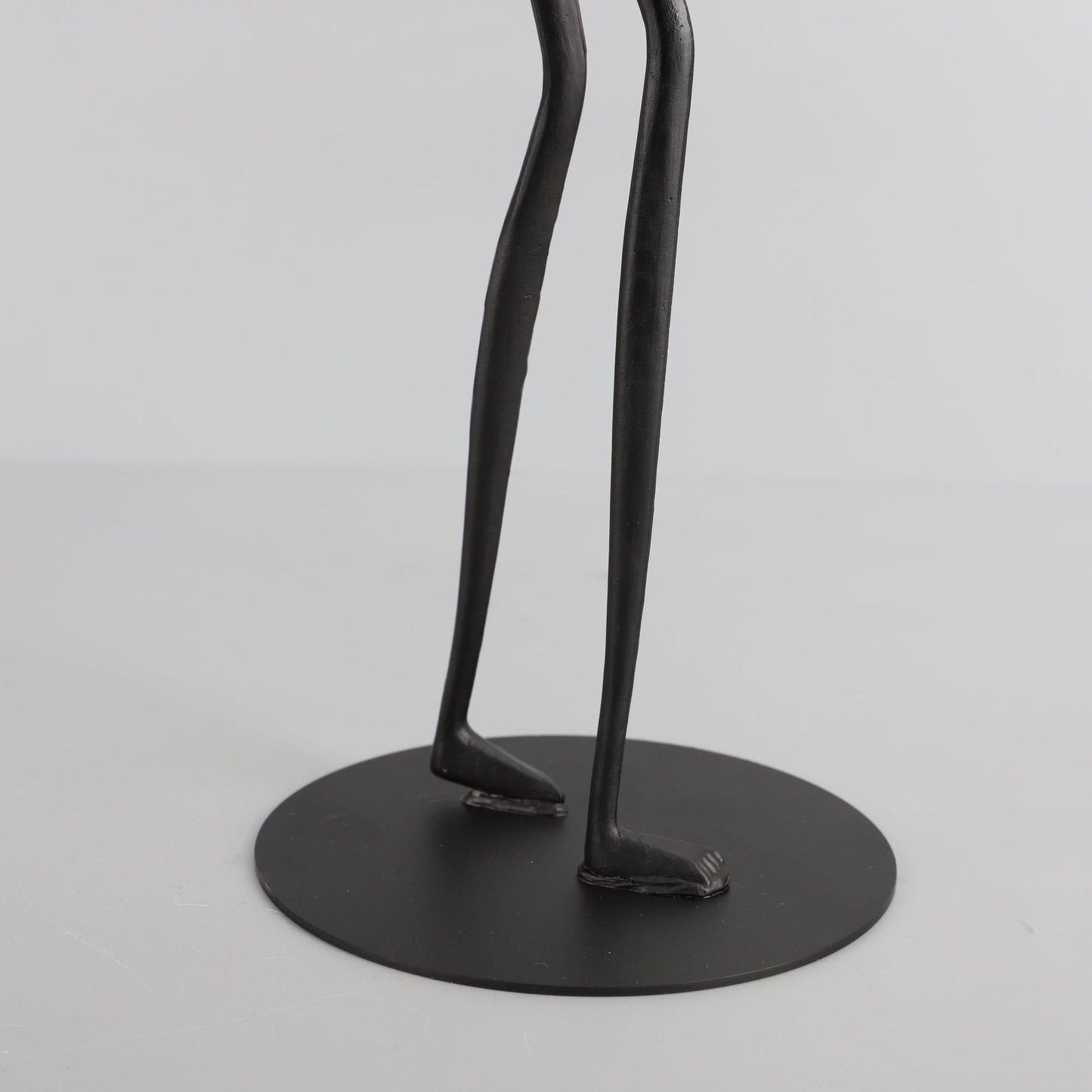 Light Luxury Black Ball Holder Metal Ornament