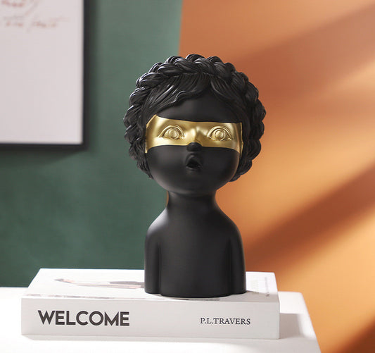 Nordic Portrait Abstract Porch Statue
